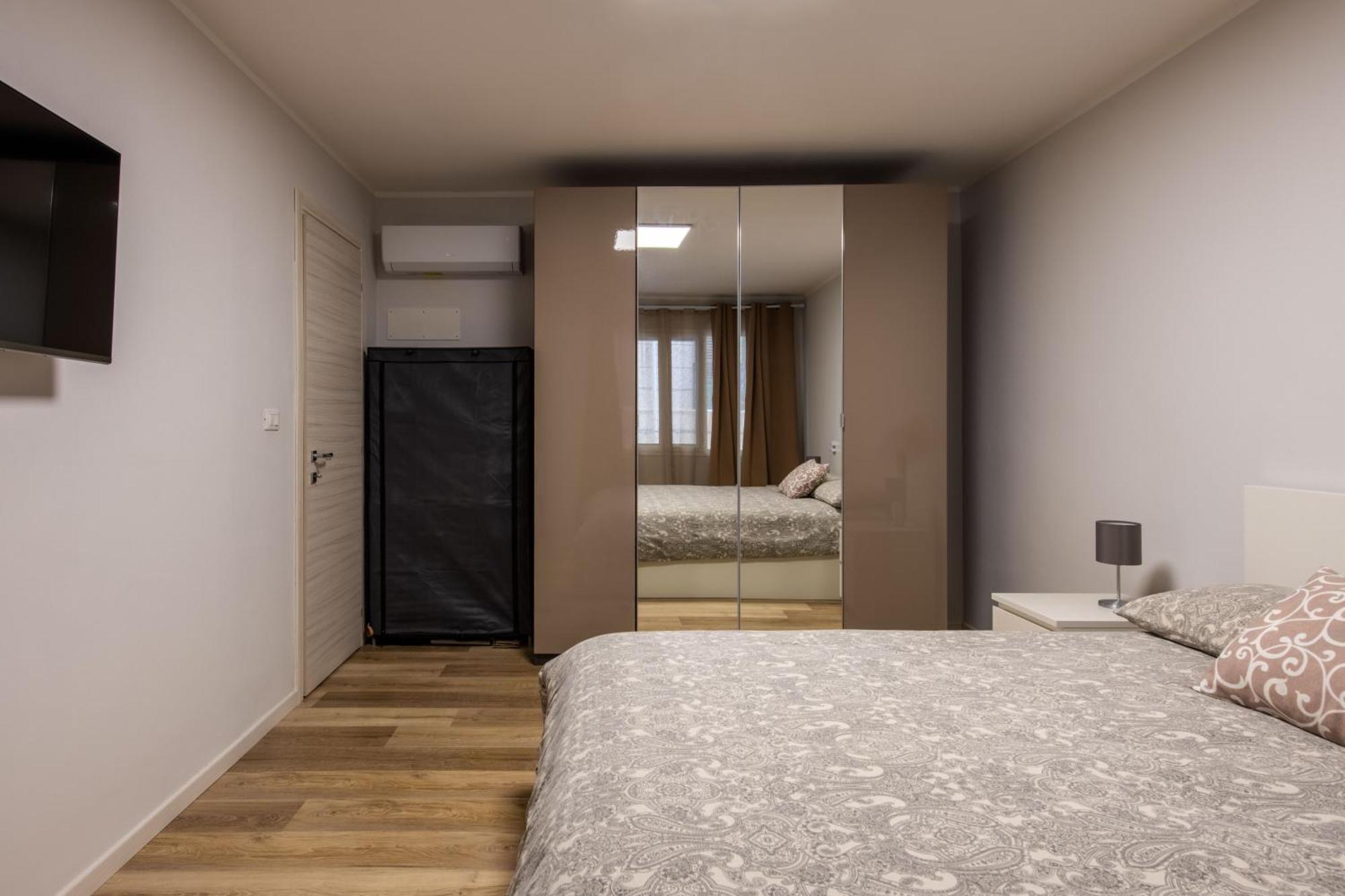 Villareale Flat - Palermo City Center Free Parking المظهر الخارجي الصورة